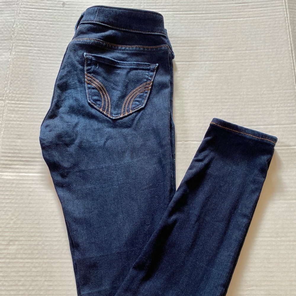 Hollister dark skinny jeans